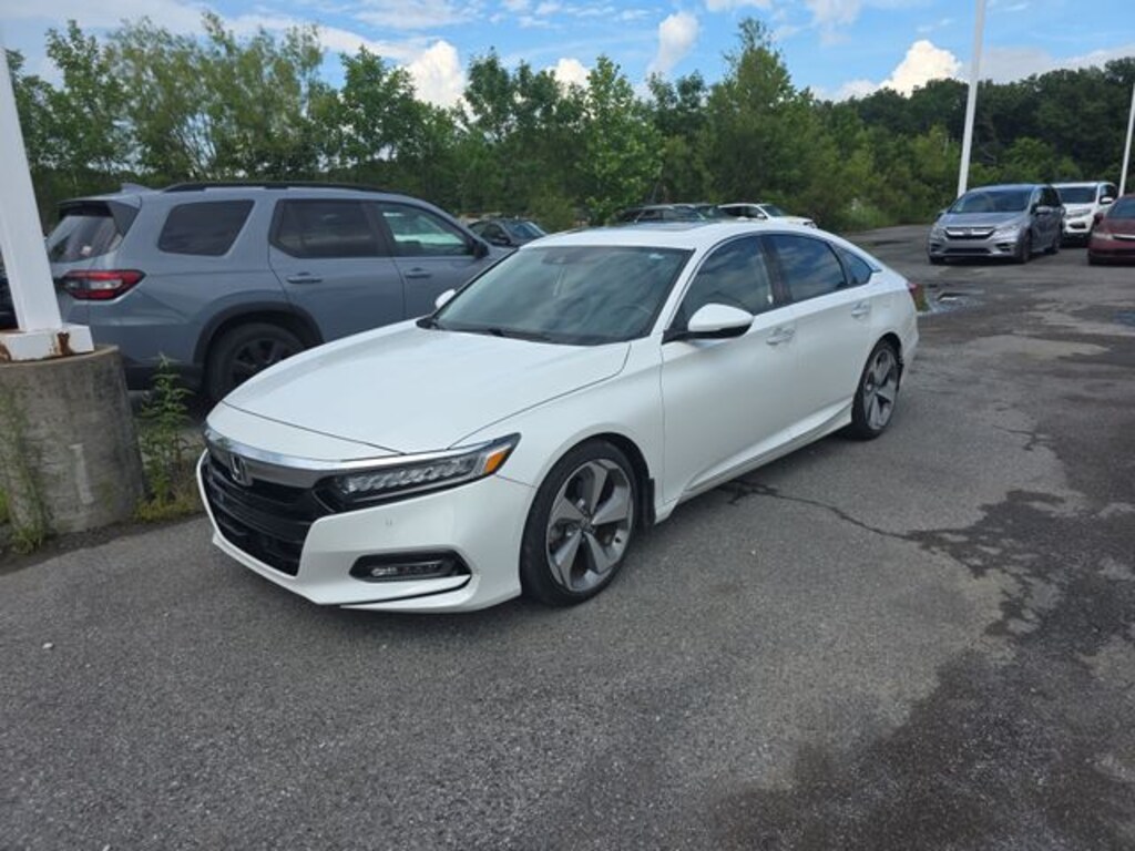 Used 2020 Honda Accord Touring 2.0T Sedan