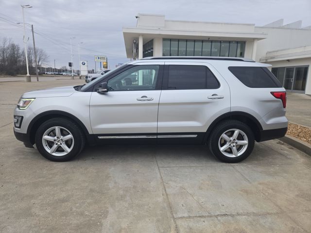 Used 2017 Ford Explorer XLT with VIN 1FM5K8D81HGE33386 for sale in Paducah, KY