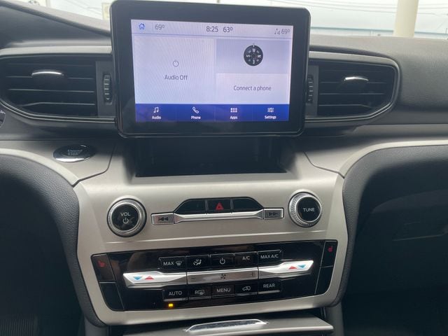 2022 Ford Explorer XLT - Photo 14