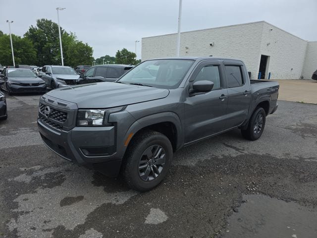 2025 Nissan Frontier SV Crew Cab 4X4 SWB's photo