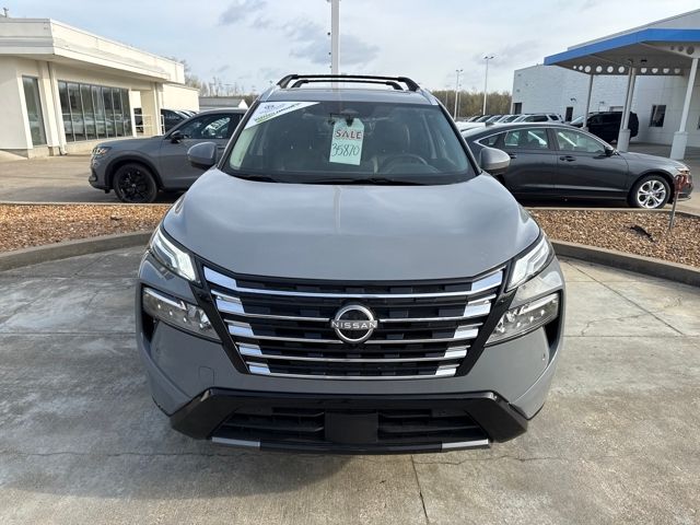 2025 Nissan Rogue Platinum - Photo 8