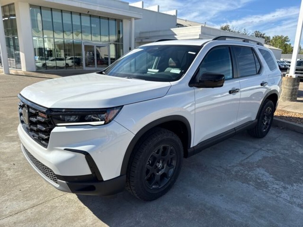 New 2025 Honda Pilot TrailSport SUV