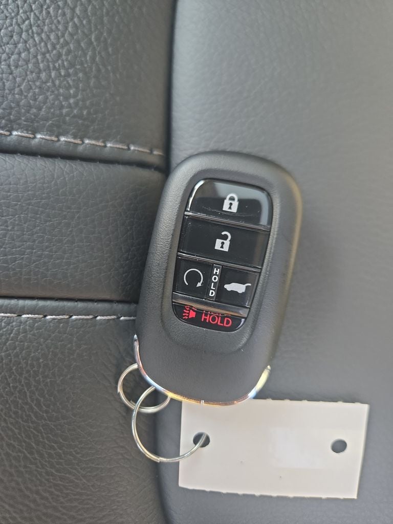 2026 Honda Pilot Touring - Photo 28