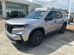 2025 Honda Pilot TrailSport SUV