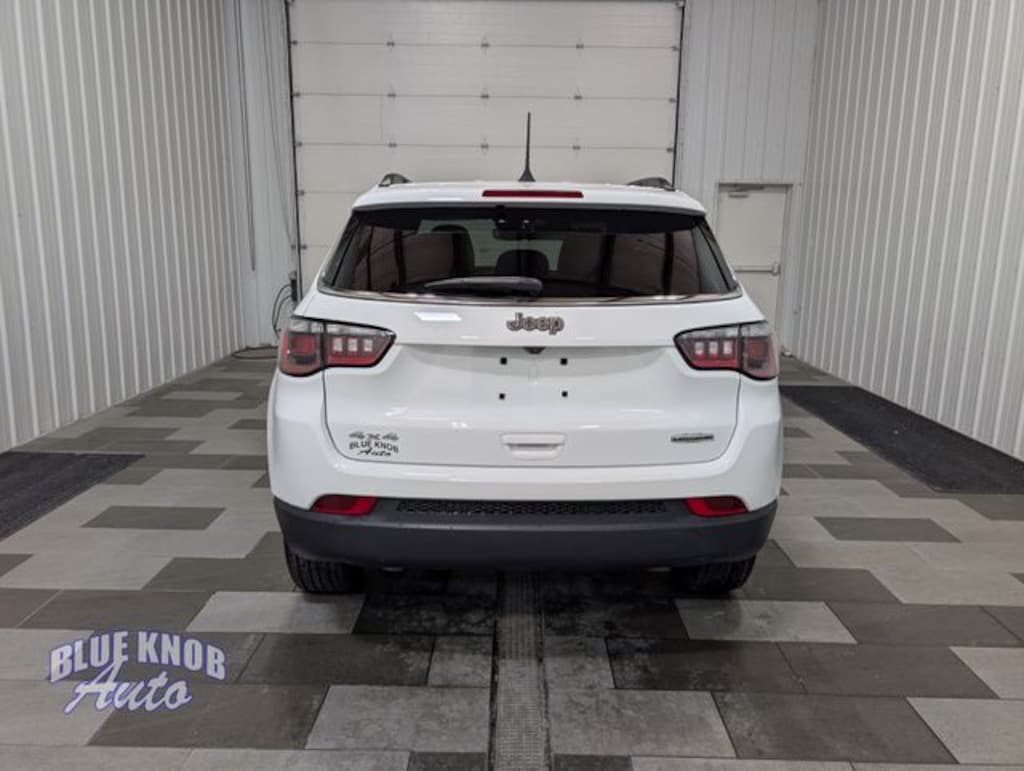 Used 2023 Jeep Compass Latitude Lux SUV