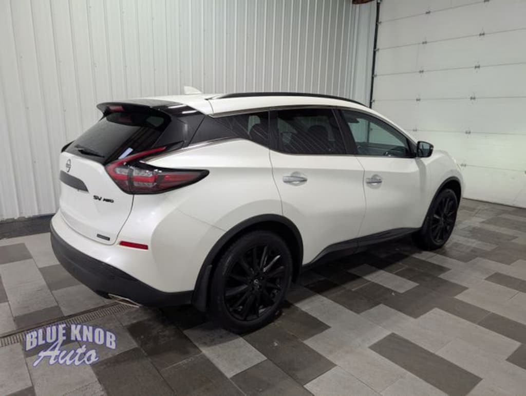 Used 2023 Nissan Murano SV SUV