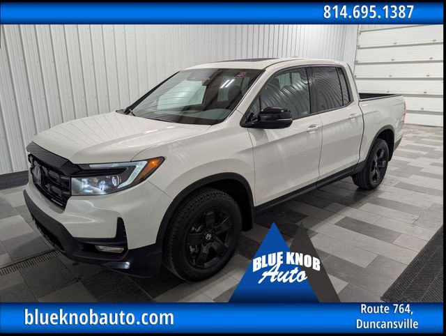 2025 Honda Ridgeline Black Edition's photo