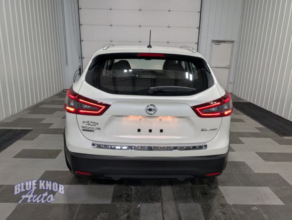 Used 2022 Nissan Rogue Sport SL SUV