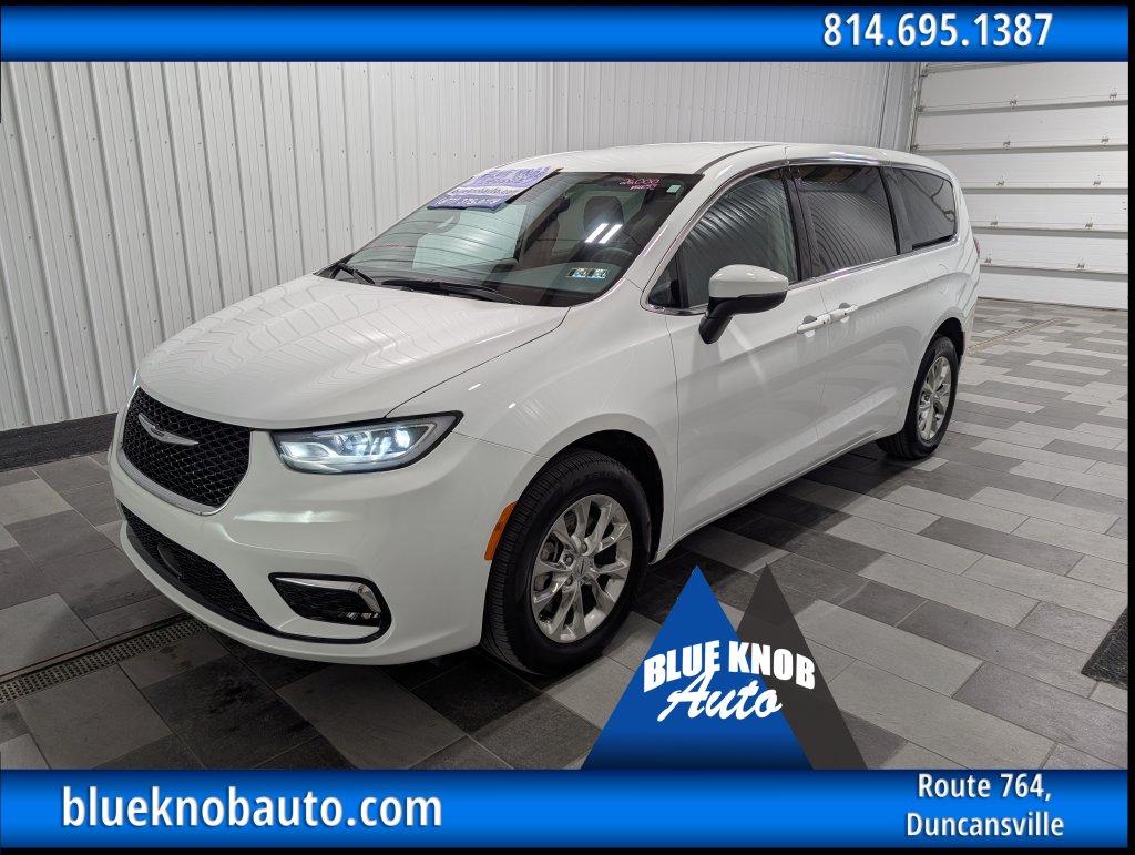 2023 Chrysler Pacifica Touring L