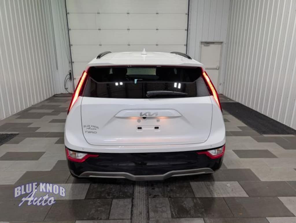 Used 2024 Kia Niro EV Wind SUV