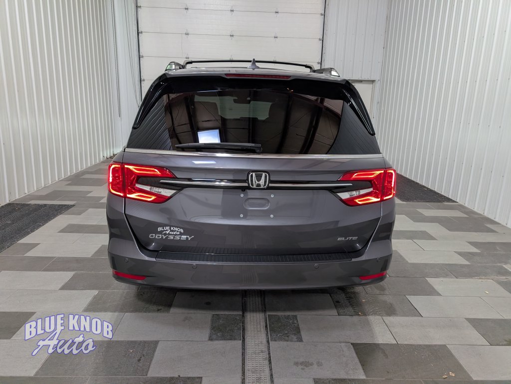 Used 2024 Honda Odyssey Elite Minivan/Van