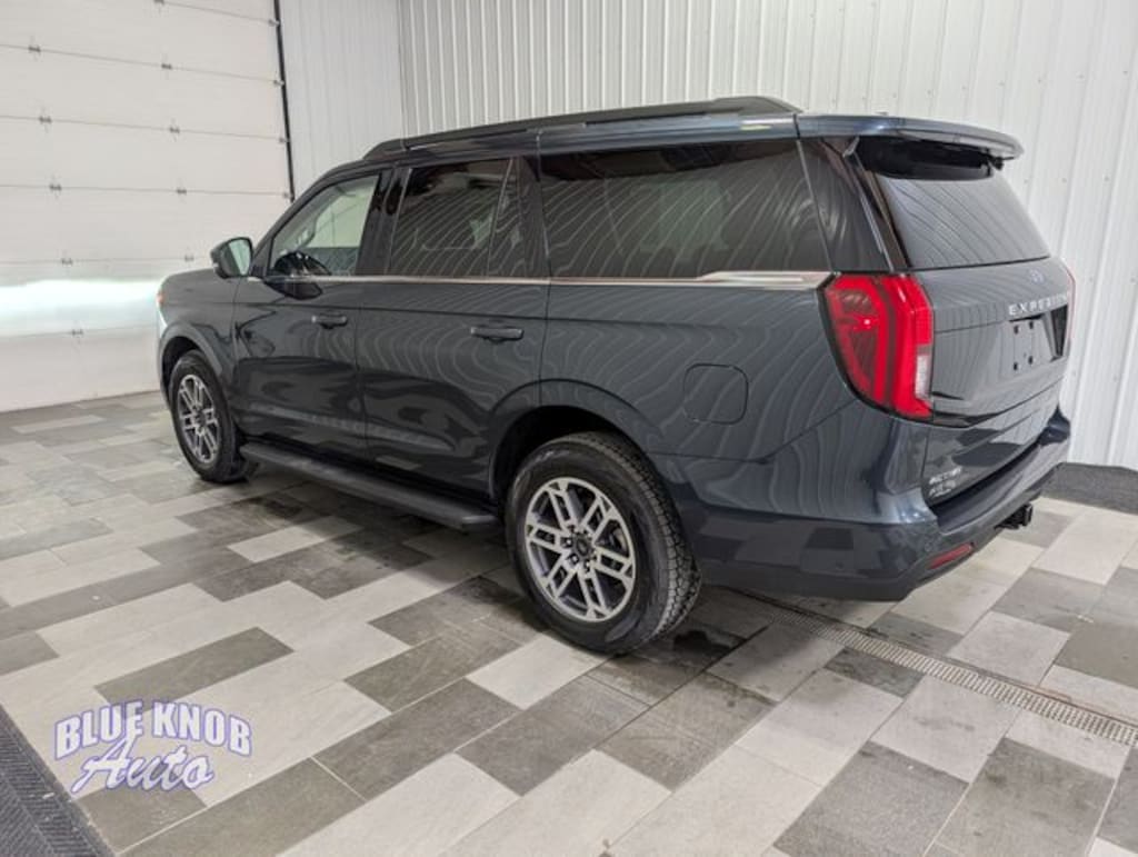 Used 2025 Ford Expedition Active SUV