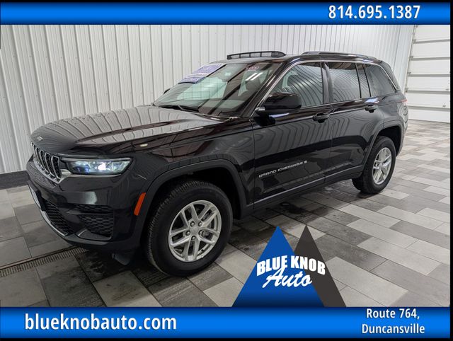 2025 Jeep Grand Cherokee Laredo X 4x4's photo