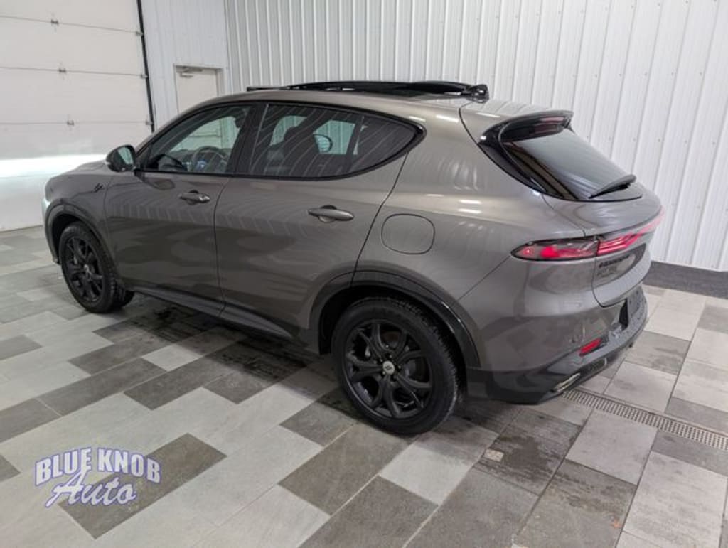 Used 2024 Dodge Hornet R/T Plus SUV