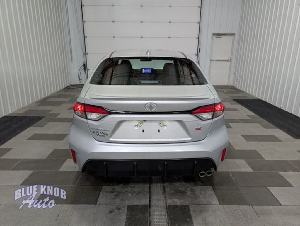 Used 2025 Toyota Corolla SE Sedan