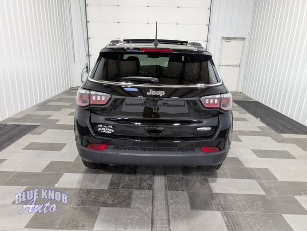 Used 2024 Jeep Compass Latitude SUV