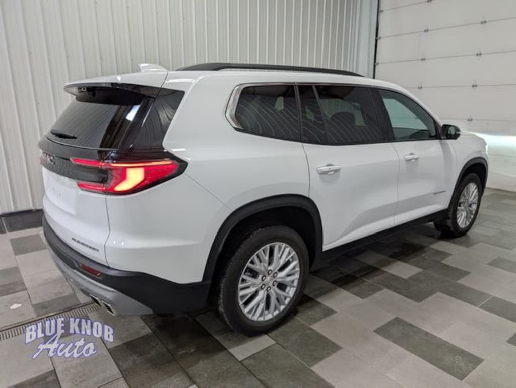 Used 2026 GMC Acadia Elevation SUV