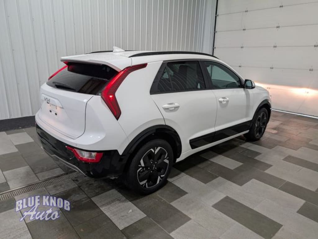 Used 2024 Kia Niro EV Wind SUV