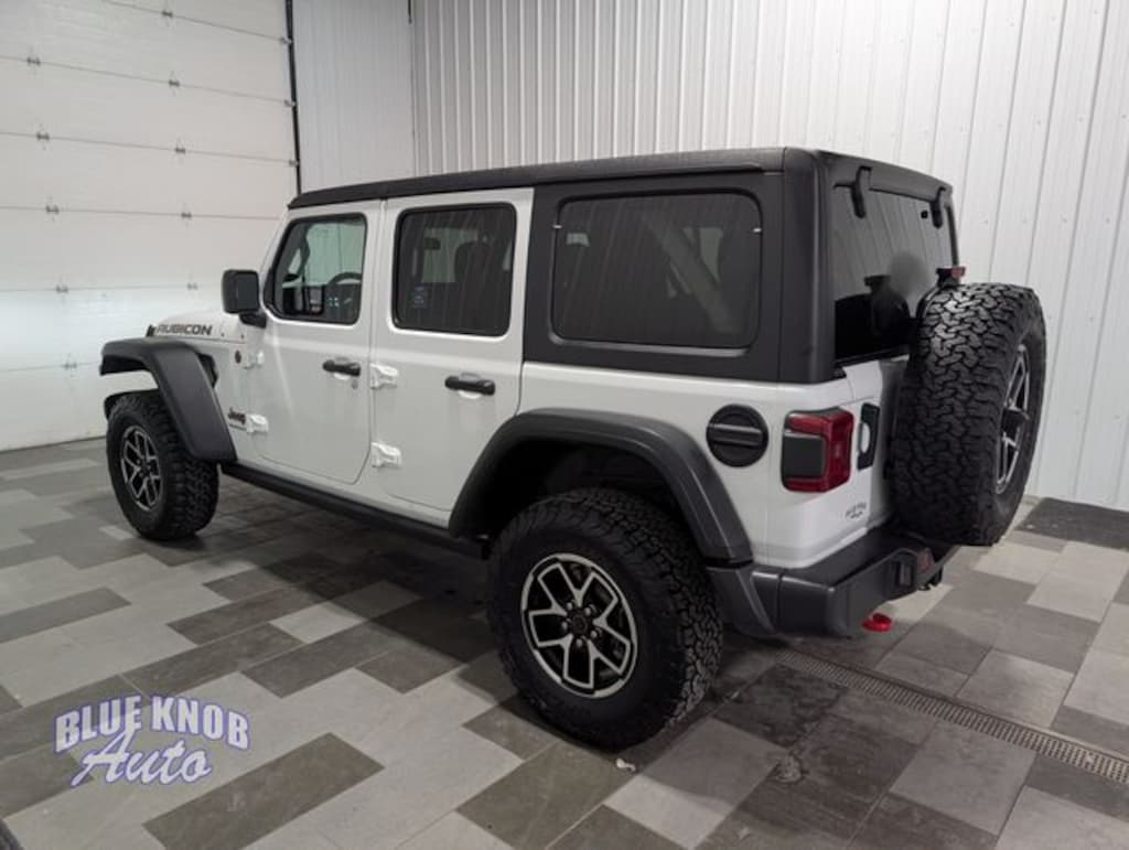 Used 2025 Jeep Wrangler Rubicon SUV