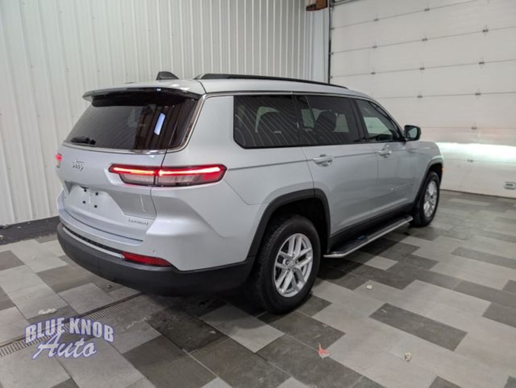 Used 2024 Jeep Grand Cherokee L Laredo SUV