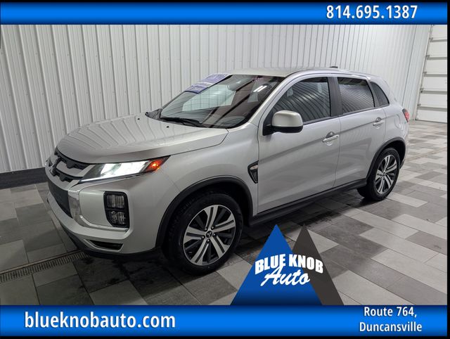 2024 Mitsubishi Outlander Sport's photo