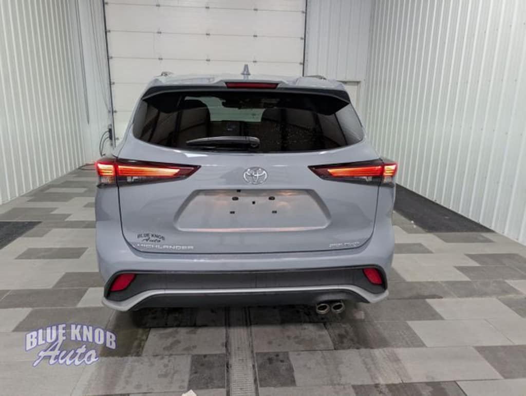 Used 2025 Toyota Highlander XSE SUV