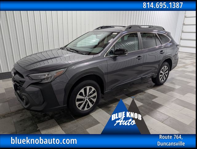 2025 Subaru Outback Premium's photo