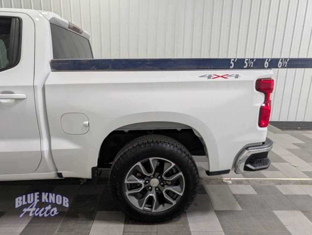 Used 2024 Chevrolet Silverado 1500 LT Truck