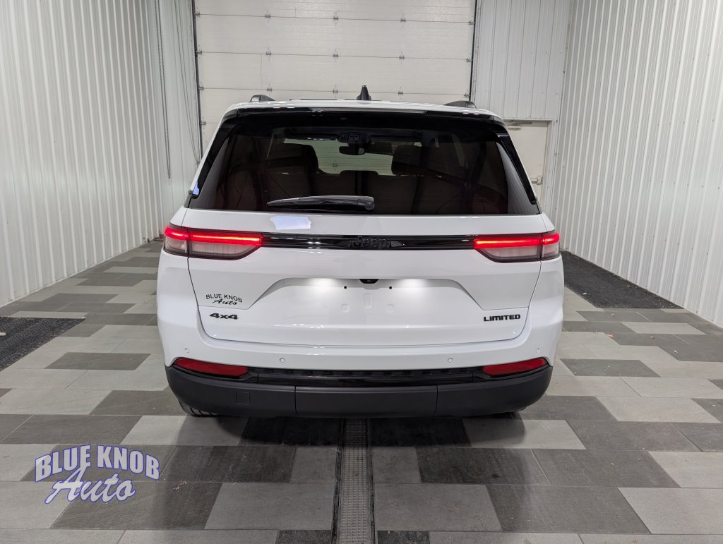 Used 2023 Jeep Grand Cherokee Limited SUV