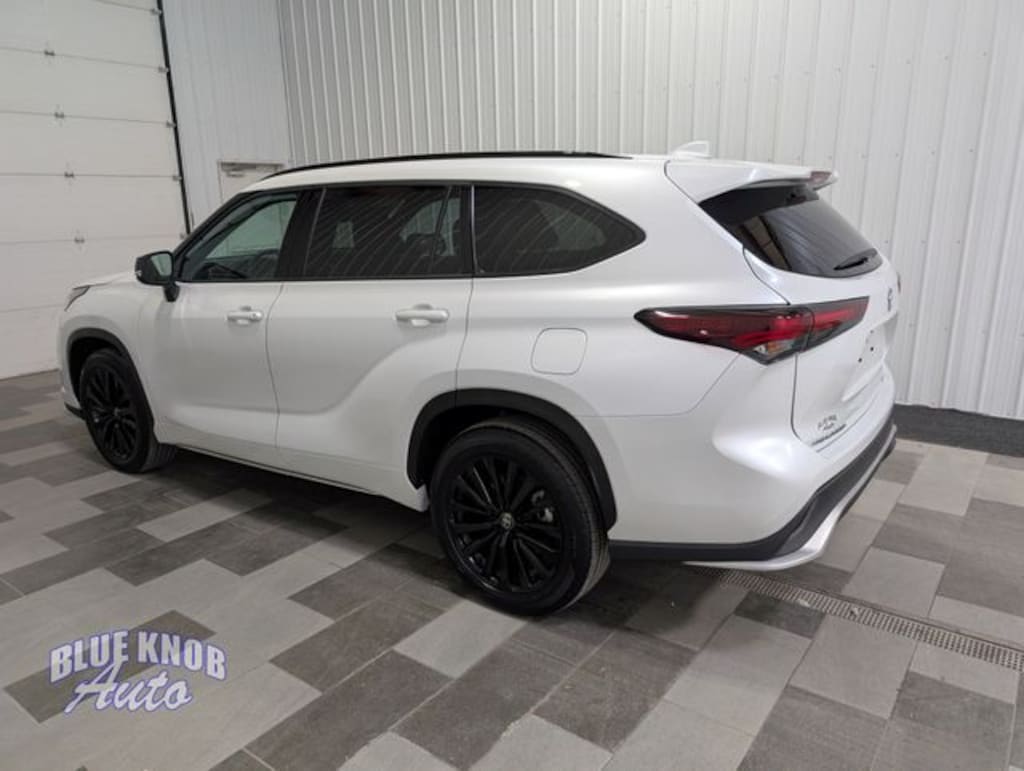 Used 2025 Toyota Highlander XSE SUV