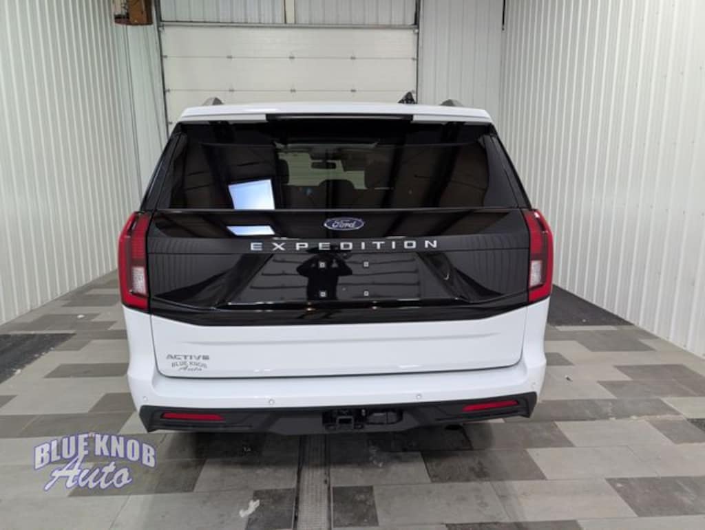 Used 2025 Ford Expedition Active SUV