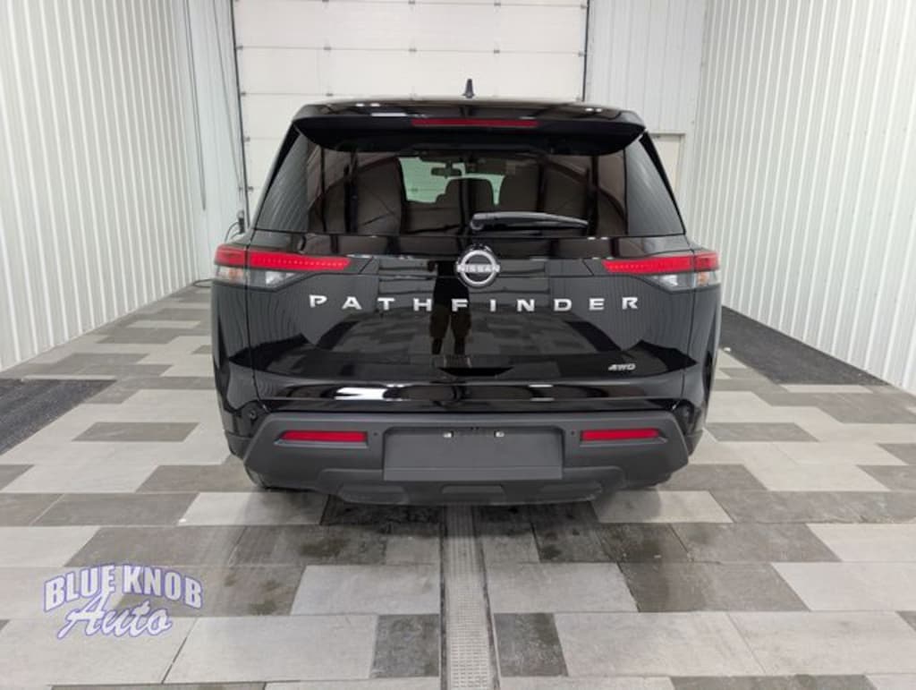 Used 2025 Nissan Pathfinder S SUV