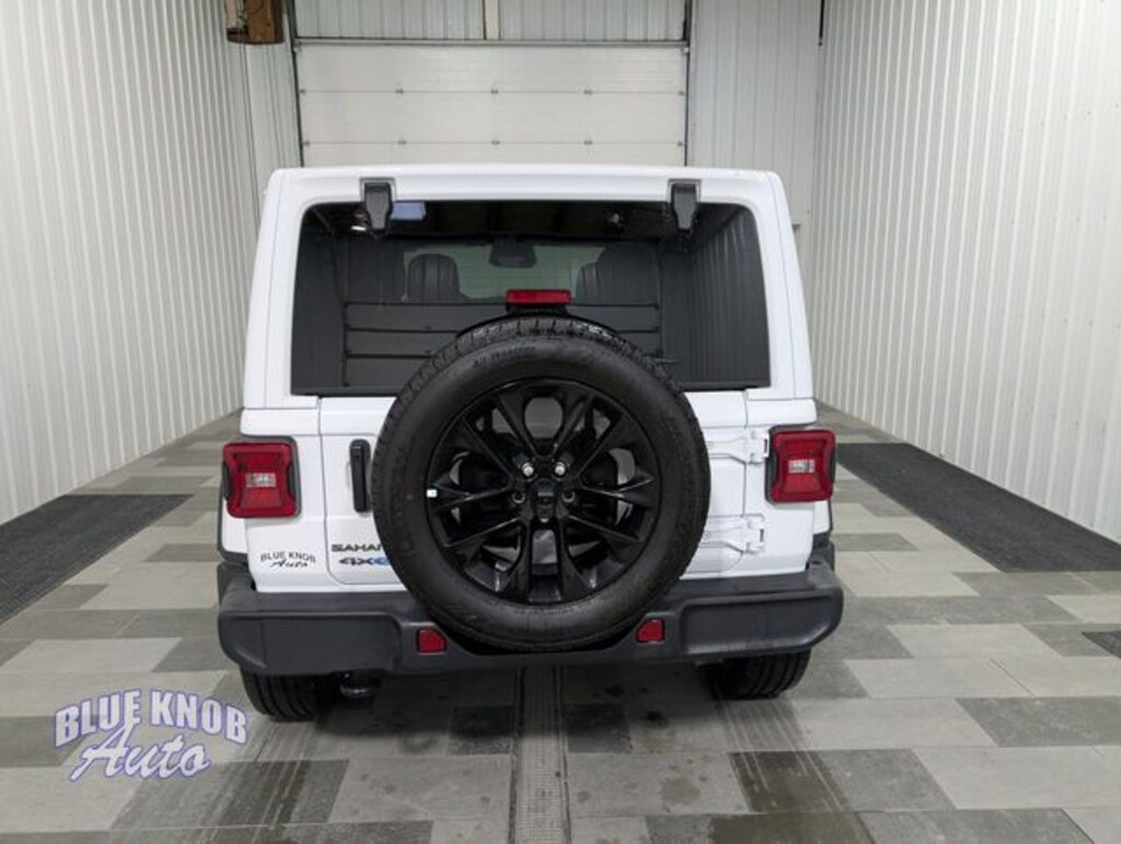 Used 2025 Jeep Wrangler Sahara 4xe SUV
