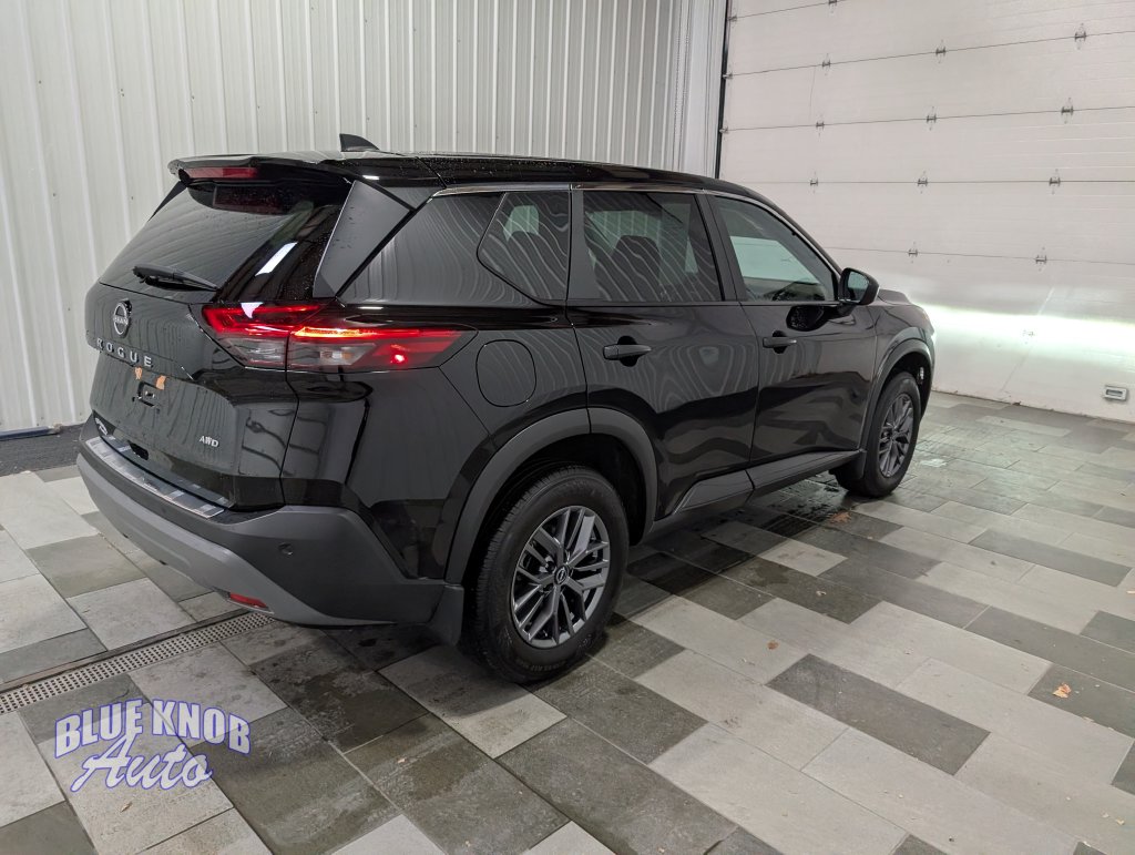 Used 2023 Nissan Rogue S SUV
