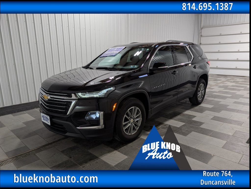 Used 2023 Chevrolet Traverse LT SUV
