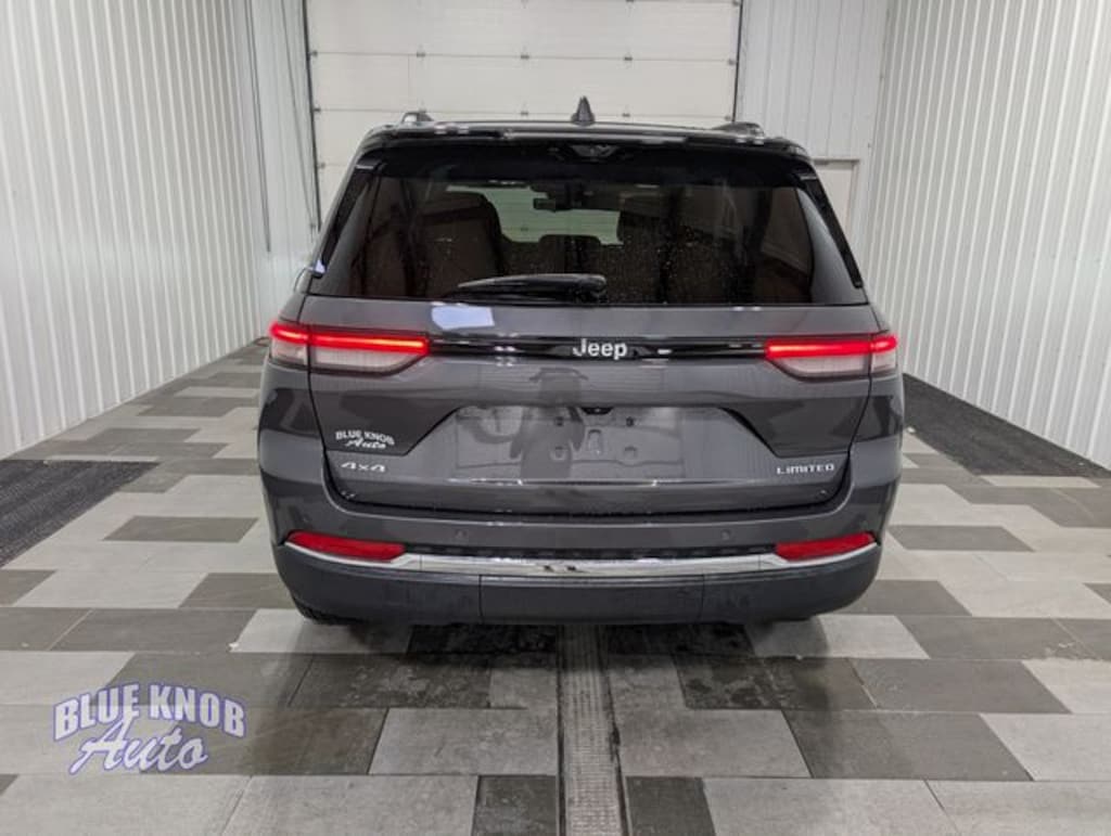 Used 2023 Jeep Grand Cherokee Limited SUV