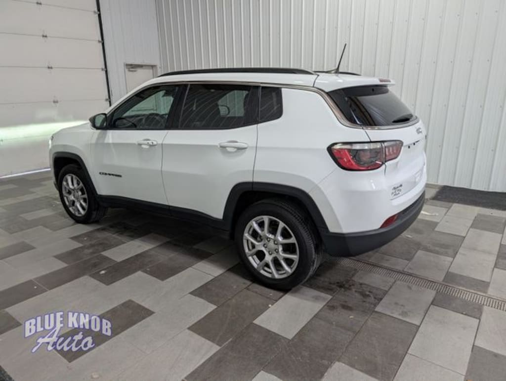 Used 2023 Jeep Compass Latitude Lux SUV