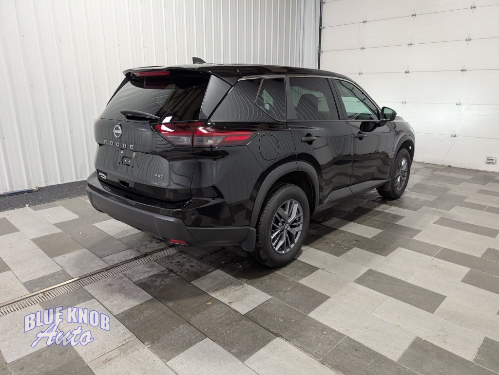 Used 2025 Nissan Rogue S SUV