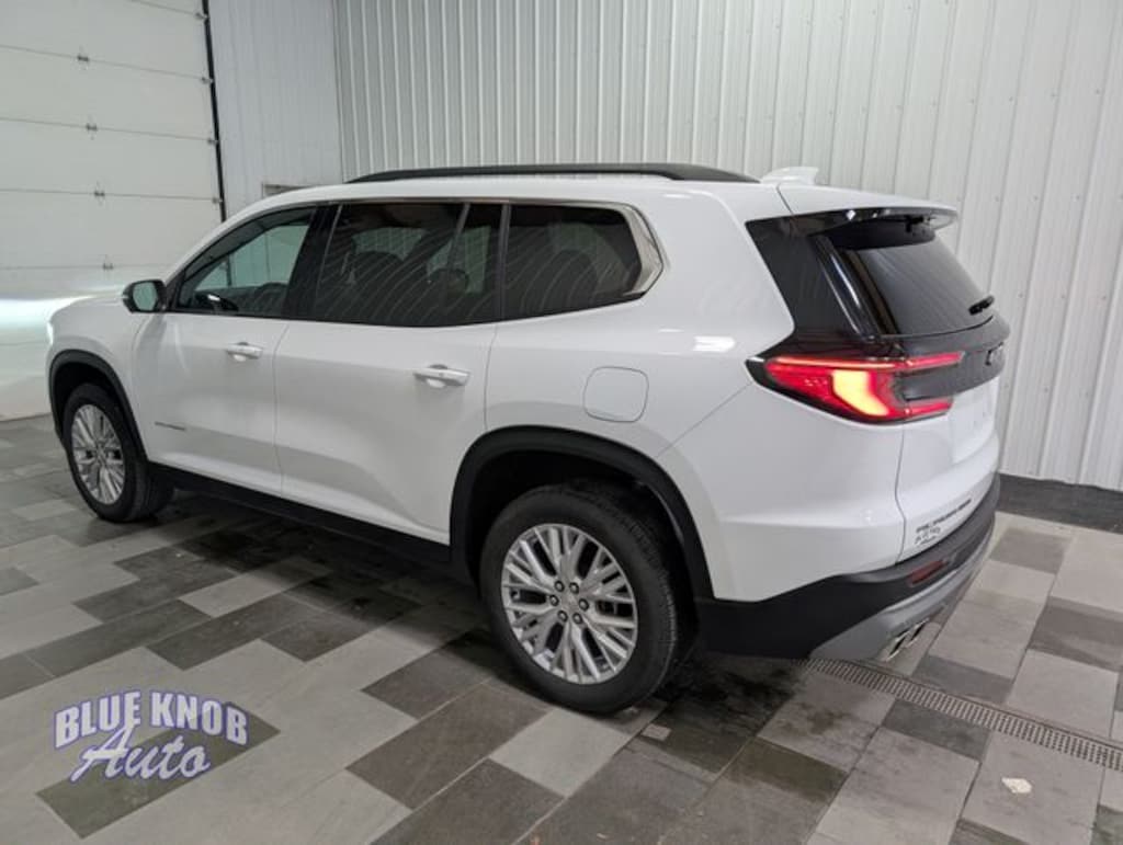 Used 2026 GMC Acadia Elevation SUV