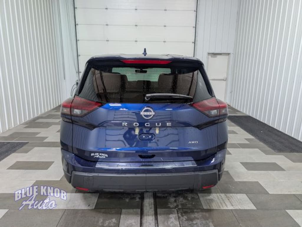 Used 2026 Nissan Rogue SV SUV