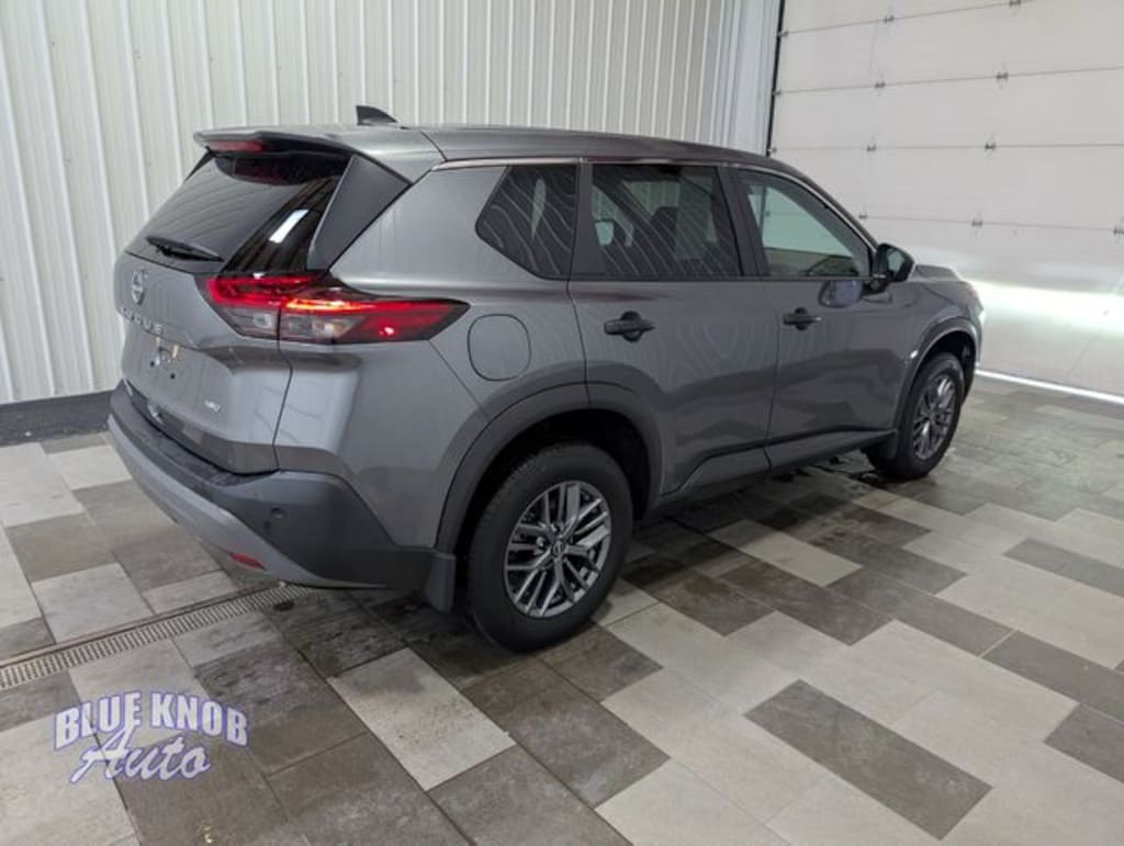 Used 2023 Nissan Rogue S SUV