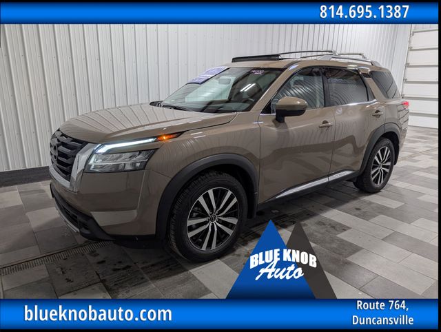 2023 Nissan Pathfinder Platinum 4WD's photo
