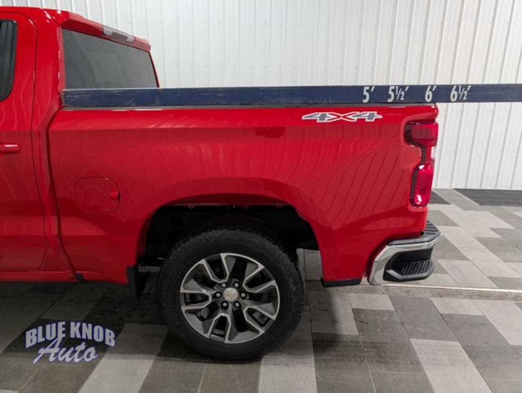 Used 2023 Chevrolet Silverado 1500 LT Truck
