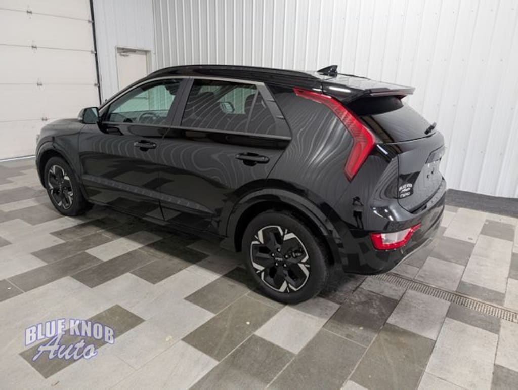 Used 2024 Kia Niro EV Wind SUV