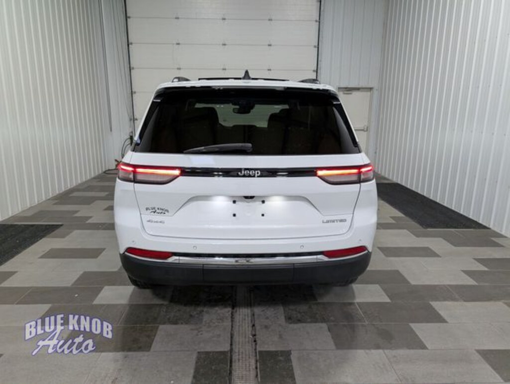 Used 2023 Jeep Grand Cherokee Limited SUV