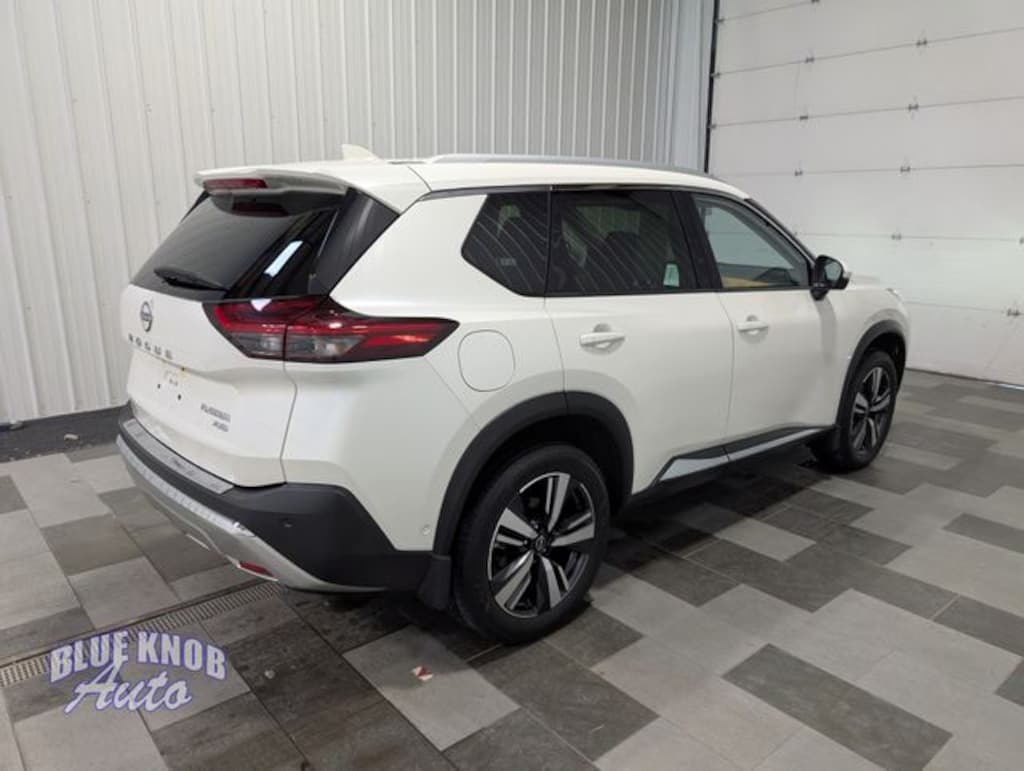 Used 2023 Nissan Rogue Platinum SUV
