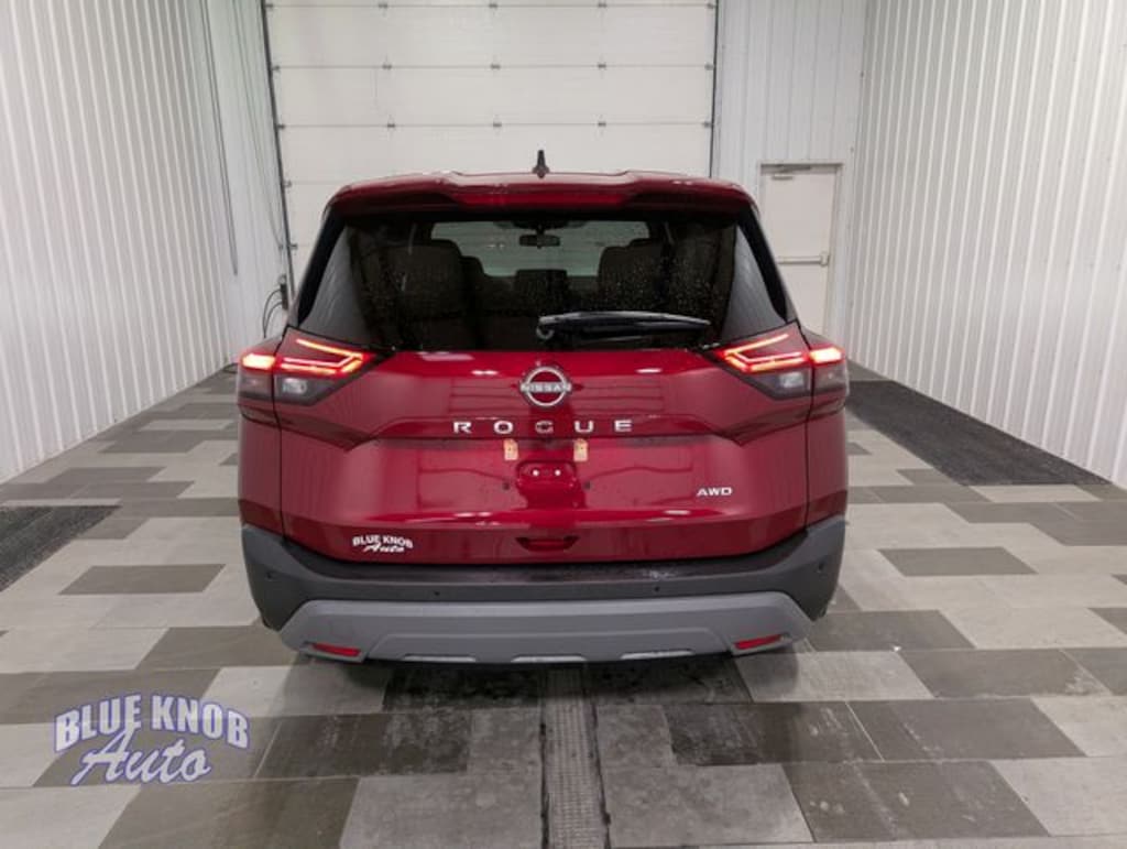 Used 2023 Nissan Rogue S SUV