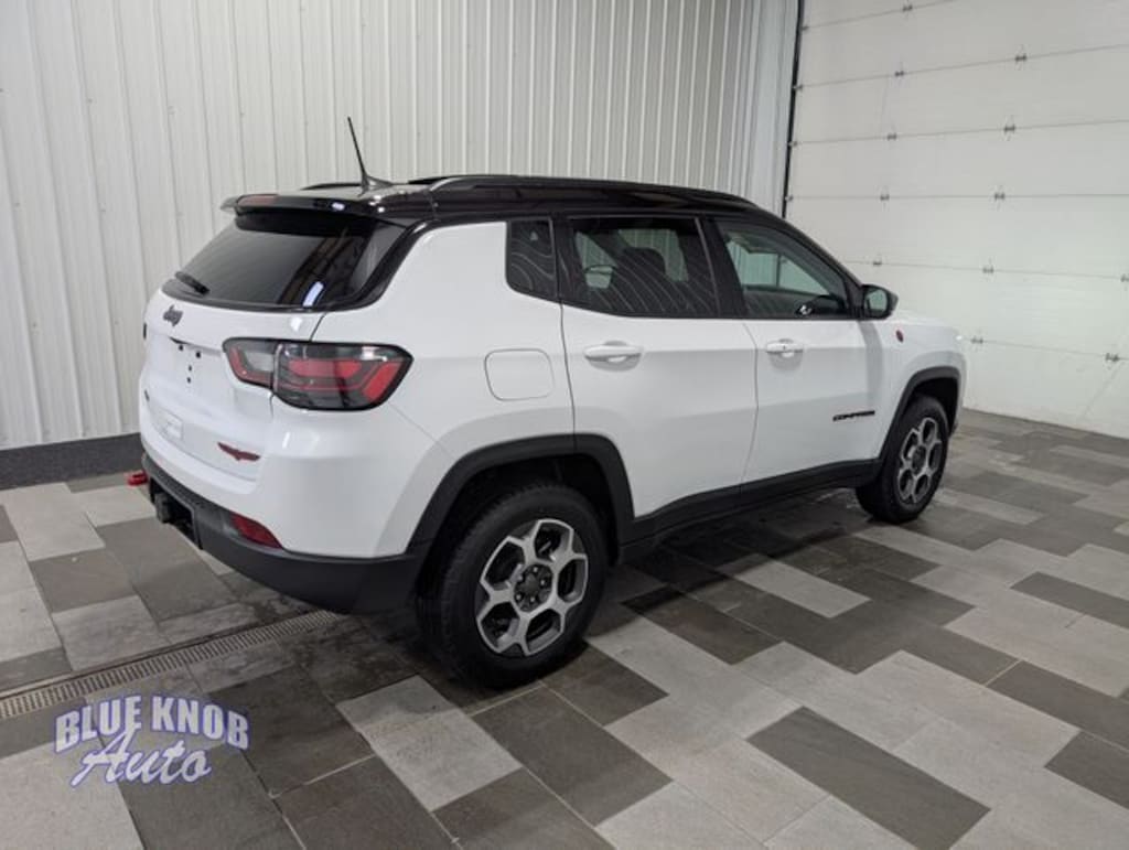 Used 2022 Jeep Compass Trailhawk SUV