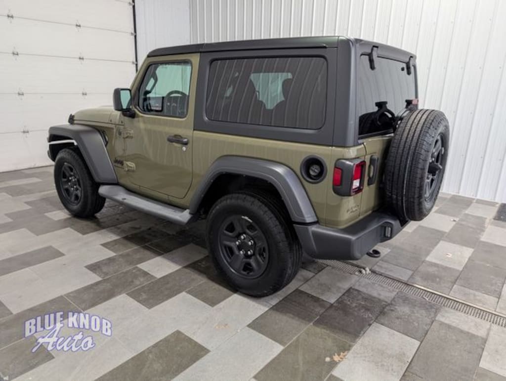 Used 2025 Jeep Wrangler Sport SUV