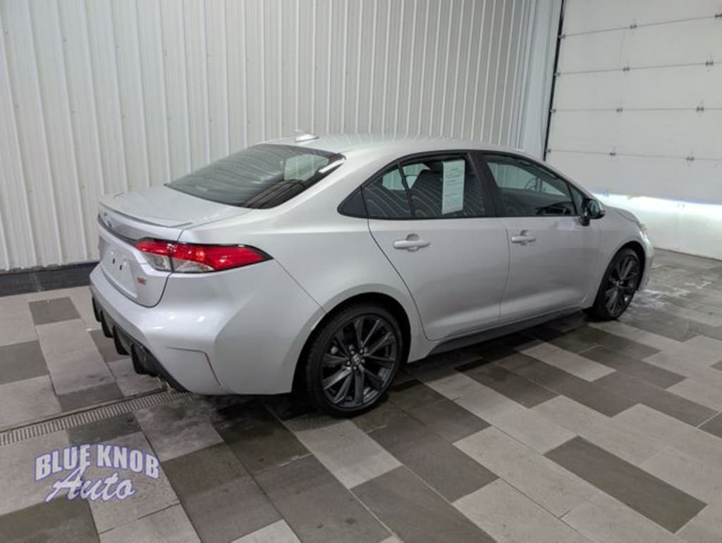 Used 2025 Toyota Corolla SE Sedan